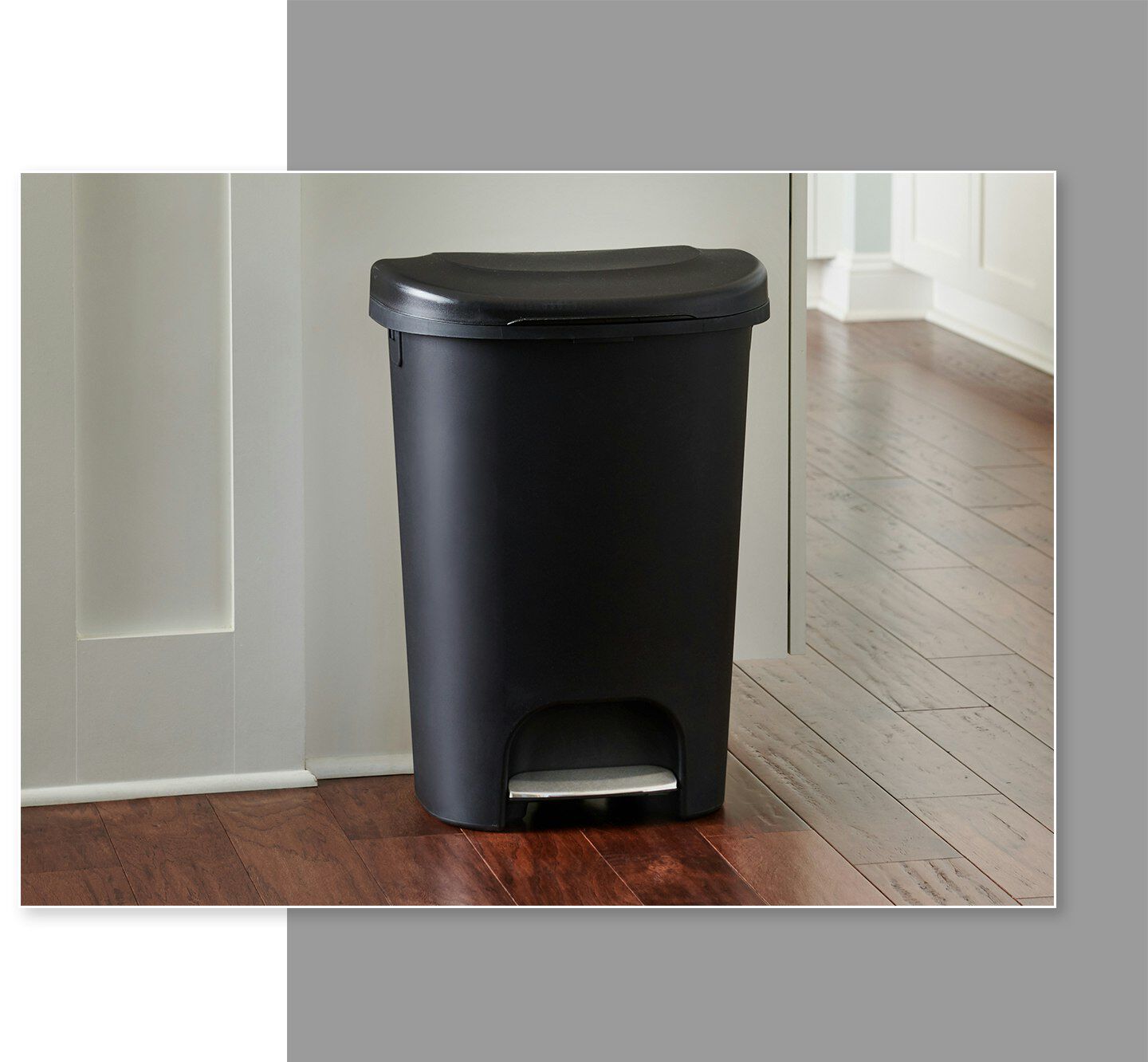 step on waste bin