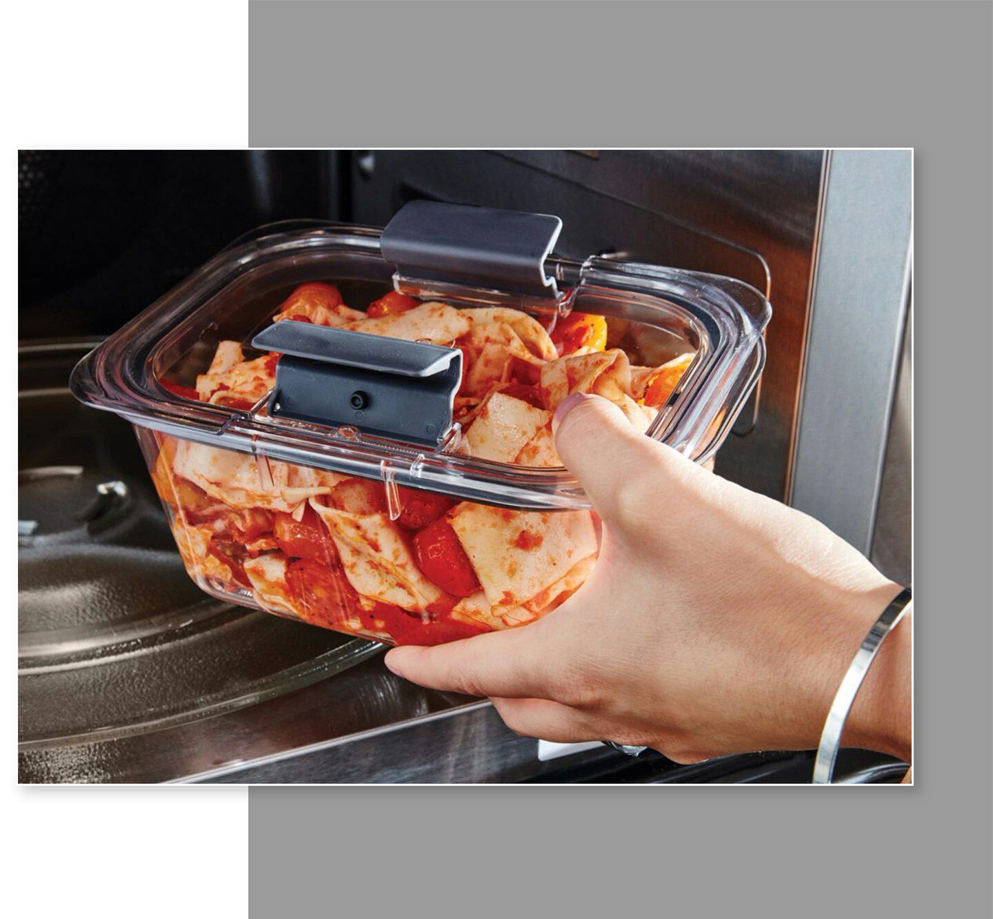 Rubbermaid brilliance food storage container microwave